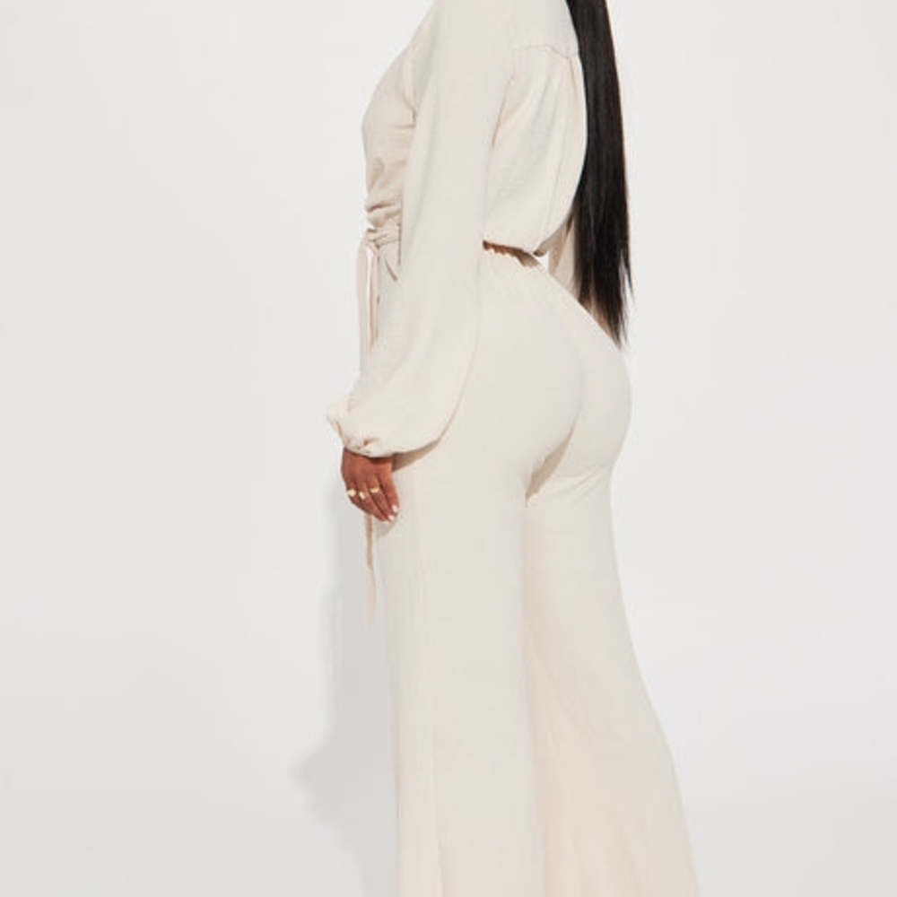 Fashion Nova OATMEAL Jumpsuit Size 1X NWT - Picture 5 of 6